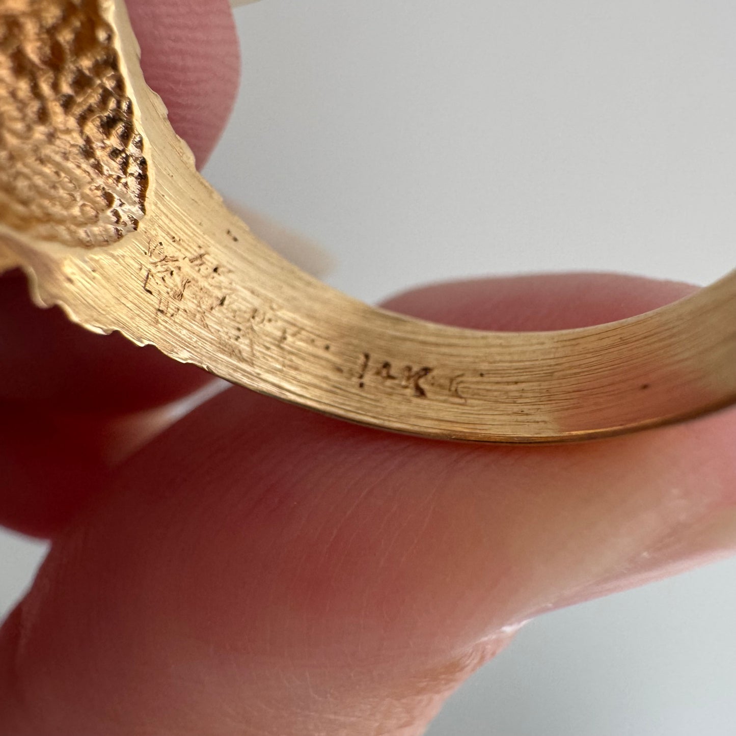 V I N T A G E // sage owl / 14k and grey chrysoberyl cat's eye owl dome ring / size 5.5