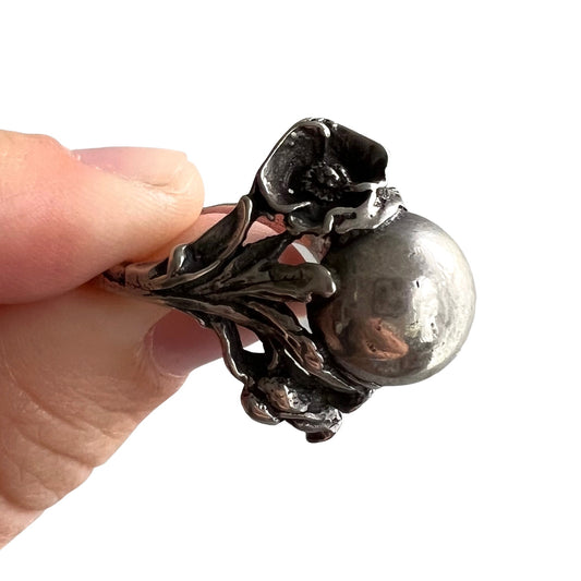V I N T A G E // scent sphere / sterling silver floral orb ring / size 7-7.25