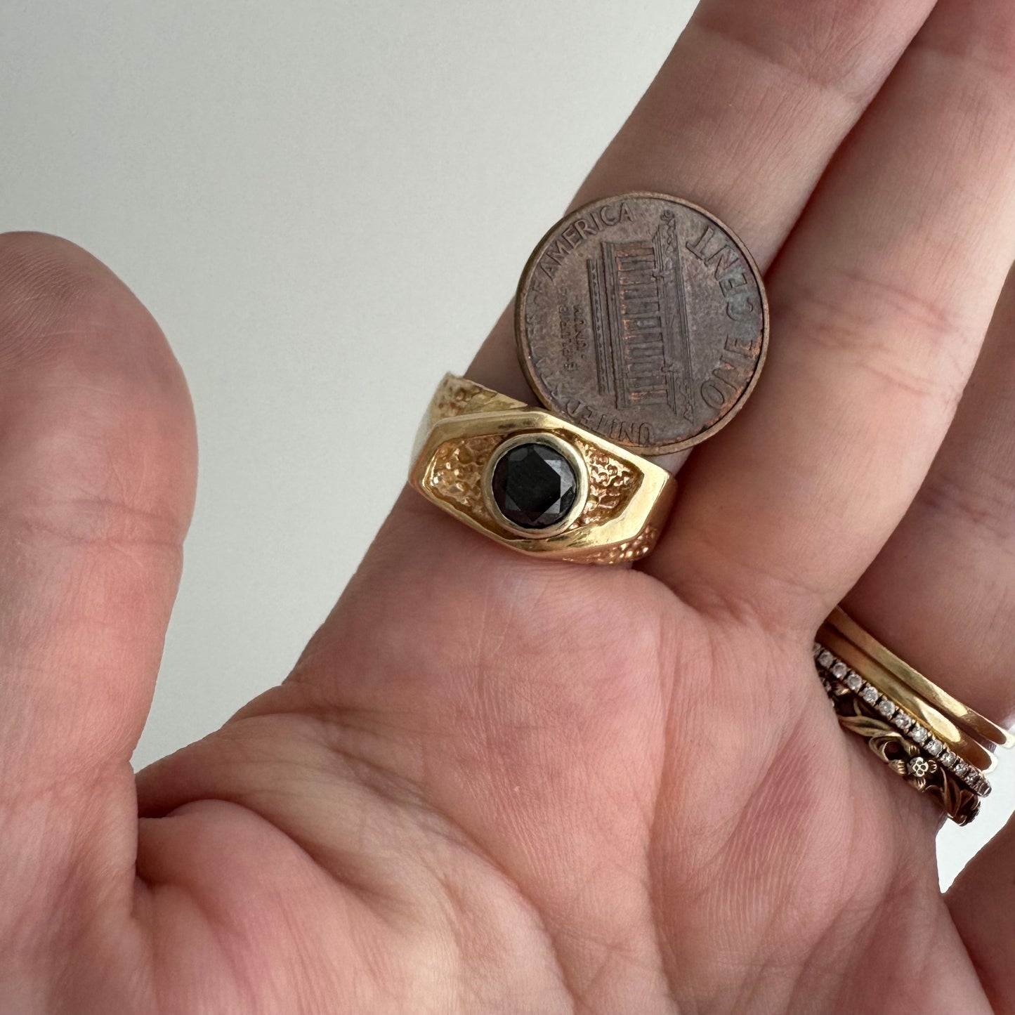 P R E - L O V E D // side eye / 14k and black diamond solitaire stacking shadowbox ring / size 8.25