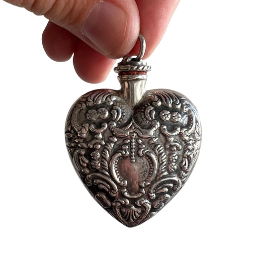 V I N T A G E // scent of the heart / sterling silver victorian style chatelaine vinaigrette perfume / a pendant