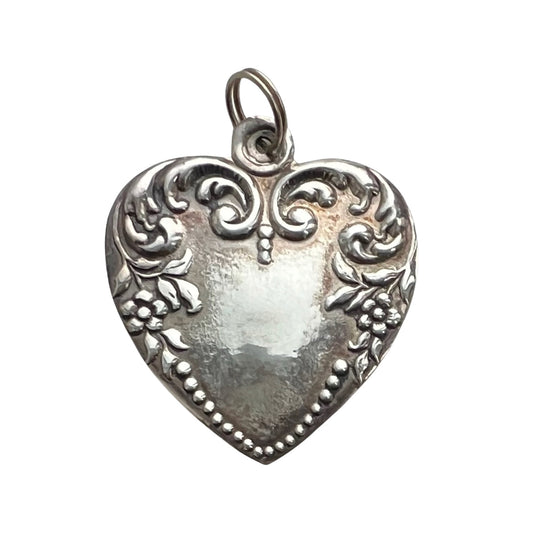V I N T A G E // love tag / sterling silver repousse floral blank heart tag / a pendant