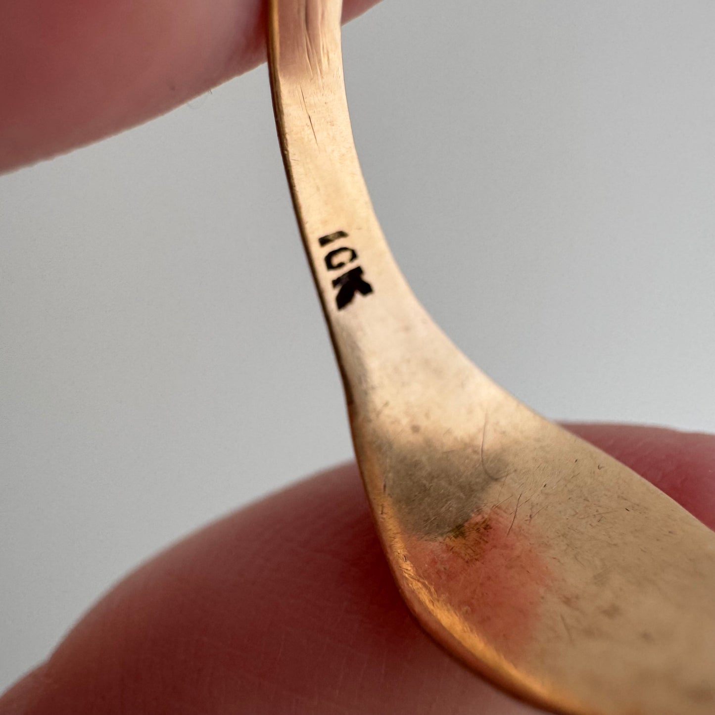 A N T I Q U E // sacred heart / 10k and enamel religious symbols signet ring / size 6.75+