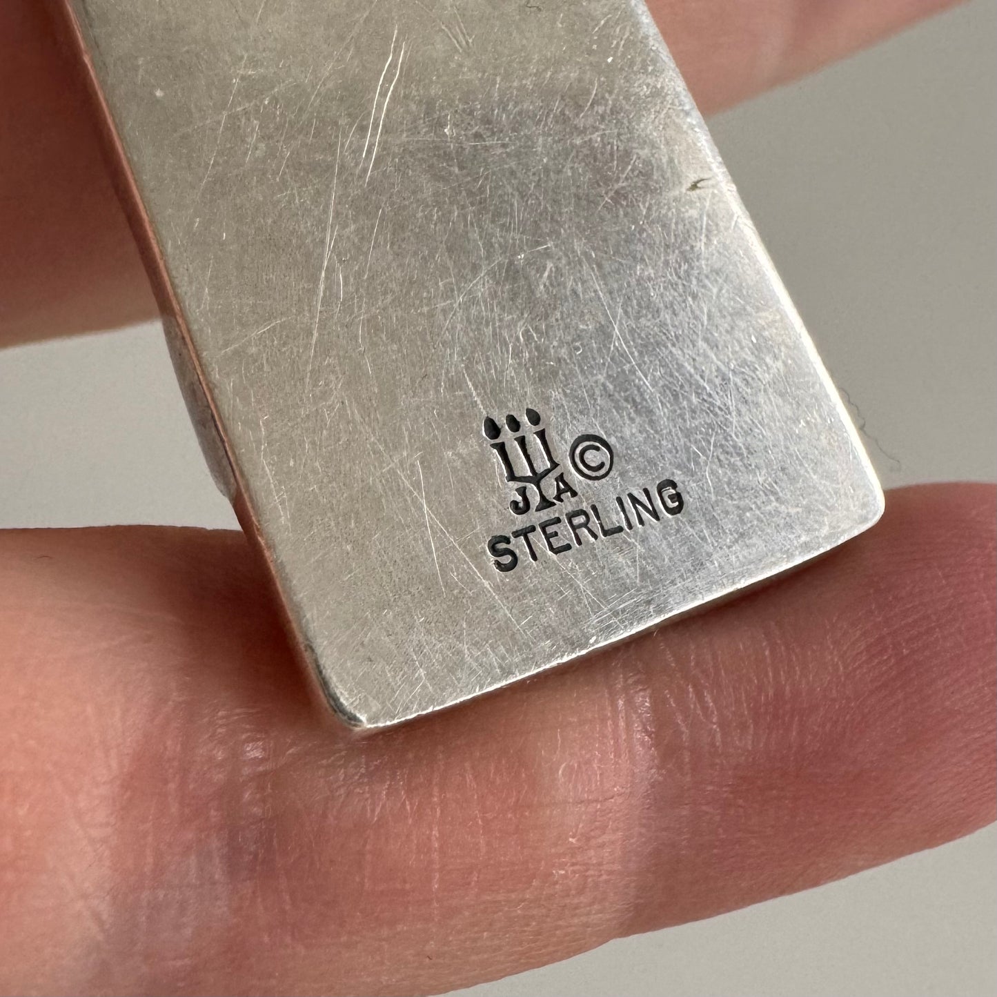 V I N T A G E // very good shephard / James Avery sterling silver very large cross / a pendant