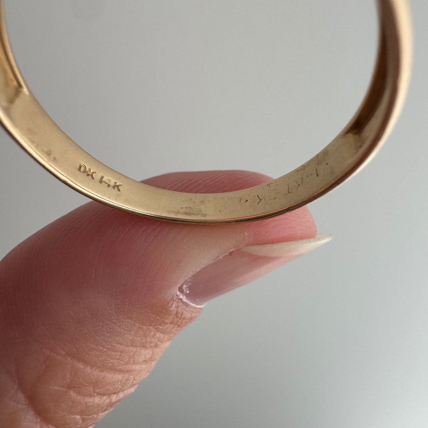 V I N T A G E // leaning trilogy / 14k and diamond tapered stacking band / size 11.5