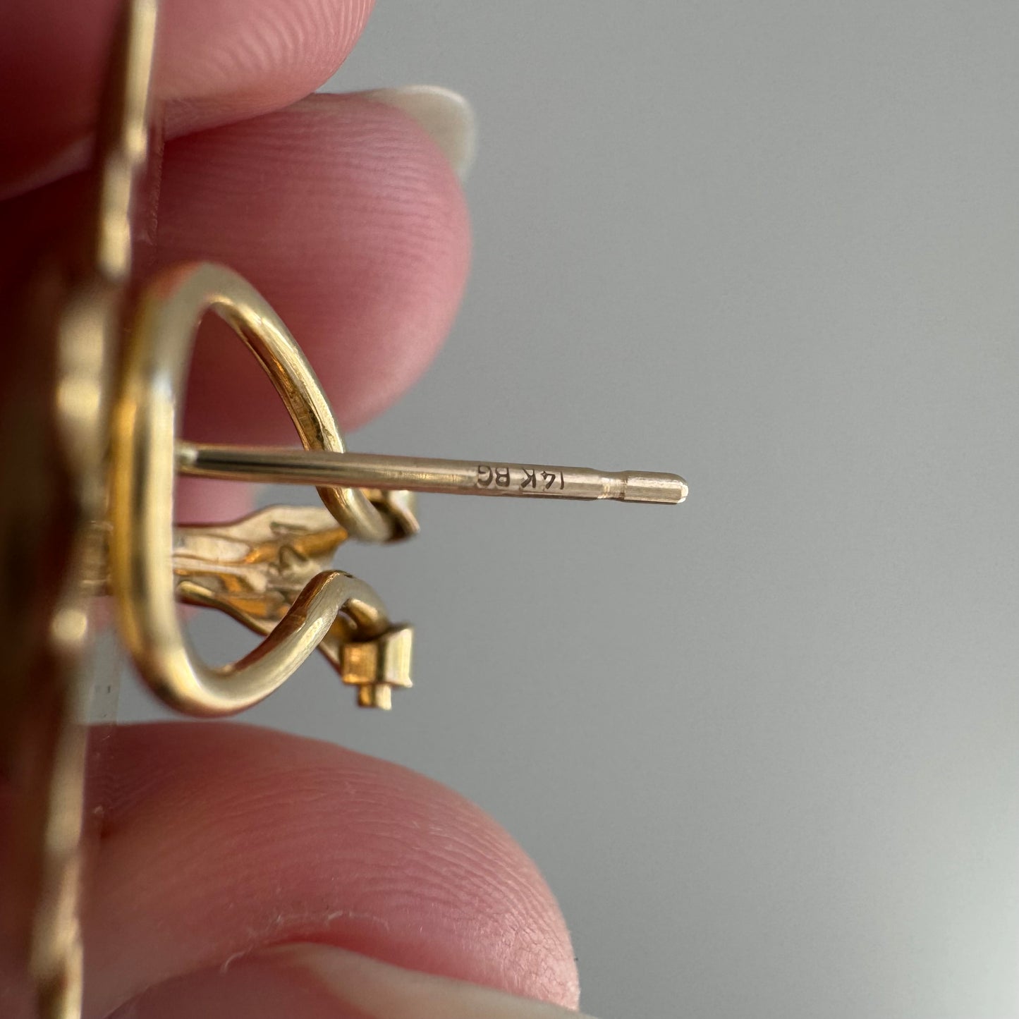 V I N T A G E // the star above / 14k latch back sun face post earrings