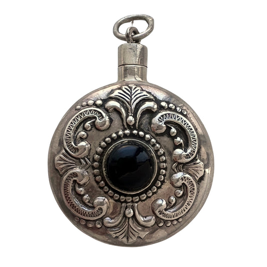 V I N T A G E // full moon potion / sterling silver round vinaigrette perfume bottle / a pendant