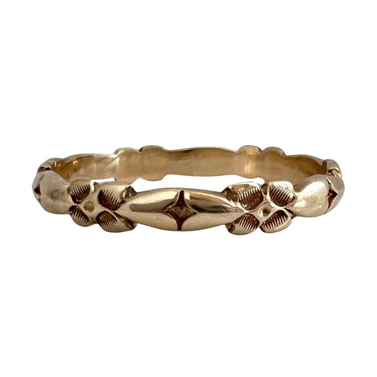 very very V I N T A G E // forget me not love / 14k yellow gold floral and heart eternity band / size 6.25