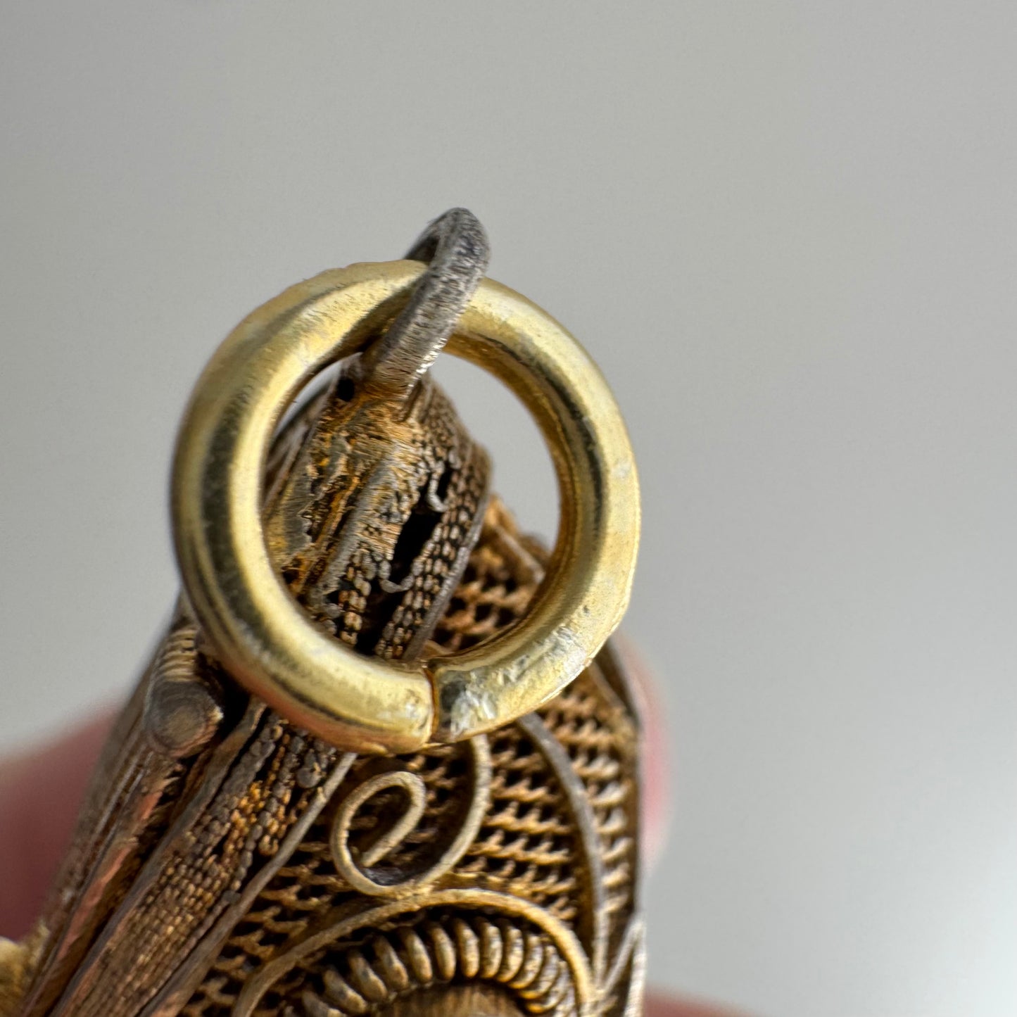 V I N T A G E // lucky catch / gold wash sterling silver large articulated wiggle fish with a secret / a pendant