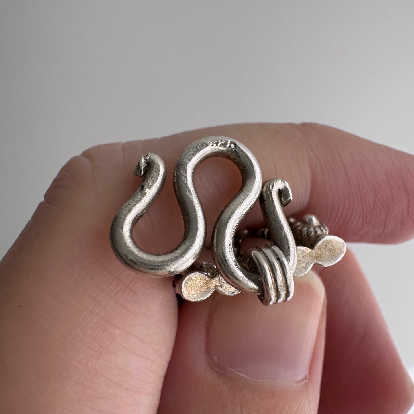 V I N T A G E // striped snake skin / sterling silver snake skin patterned woven chain bracelet / 6.5", 33.4g