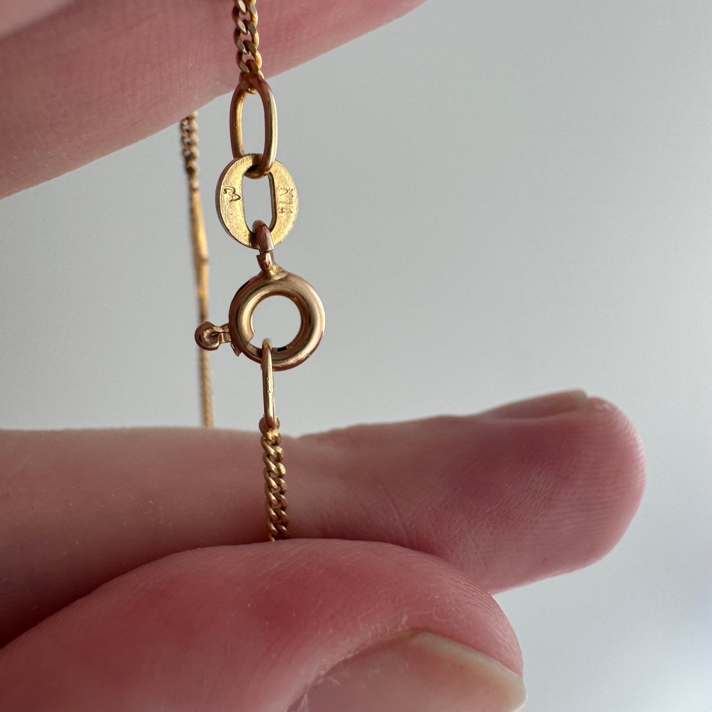 V I N T A G E // infinite stations / 14k yellow gold curb chain necklace with fancy stations / 15", 2.4g