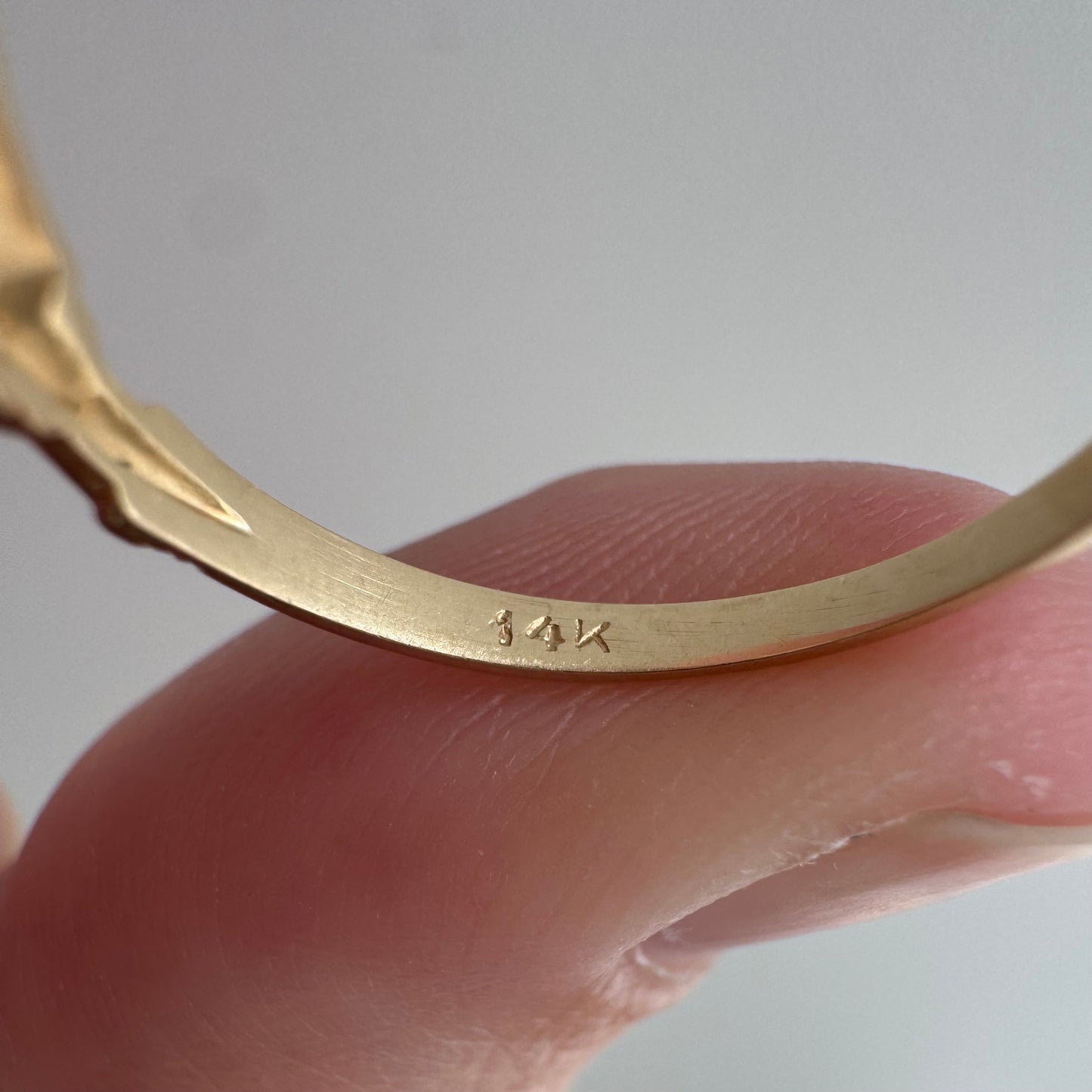 A N T I Q U E // art deco elegance / 14k yellow and white gold three diamond stacking band / size 5.75