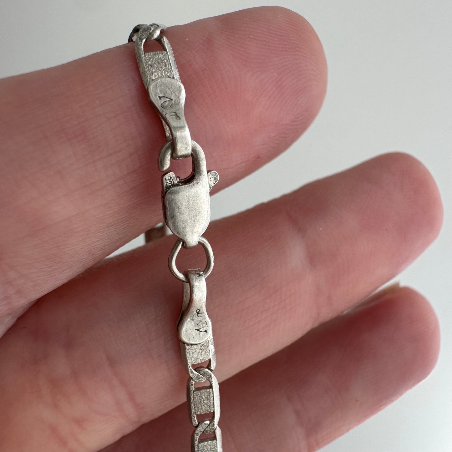 V I N T A G E // starburst layer / sterling silver flat mariner anchor chain with starburst details / 23.5", 5.9g