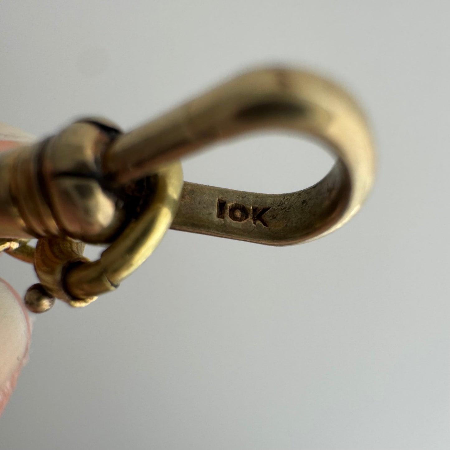 A N T I Q U E // time keeper / 10k yellow gold bar and cable watch chain / 12.25", 3g