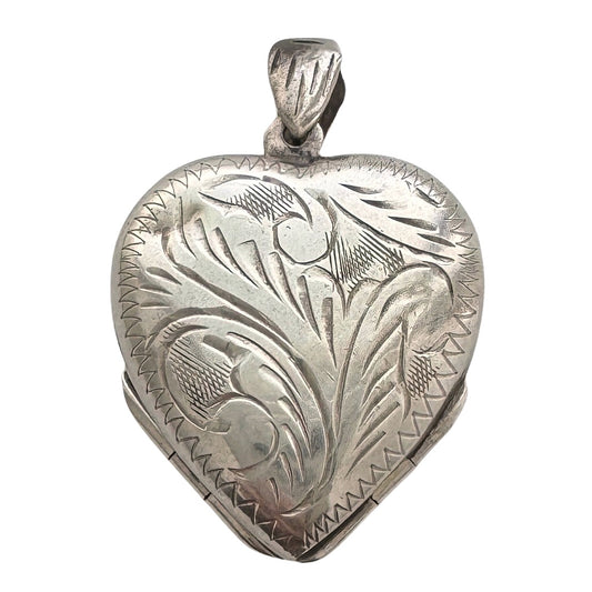 V I N T A G E // folded heart / sterling silver folded heart locket / a pendant