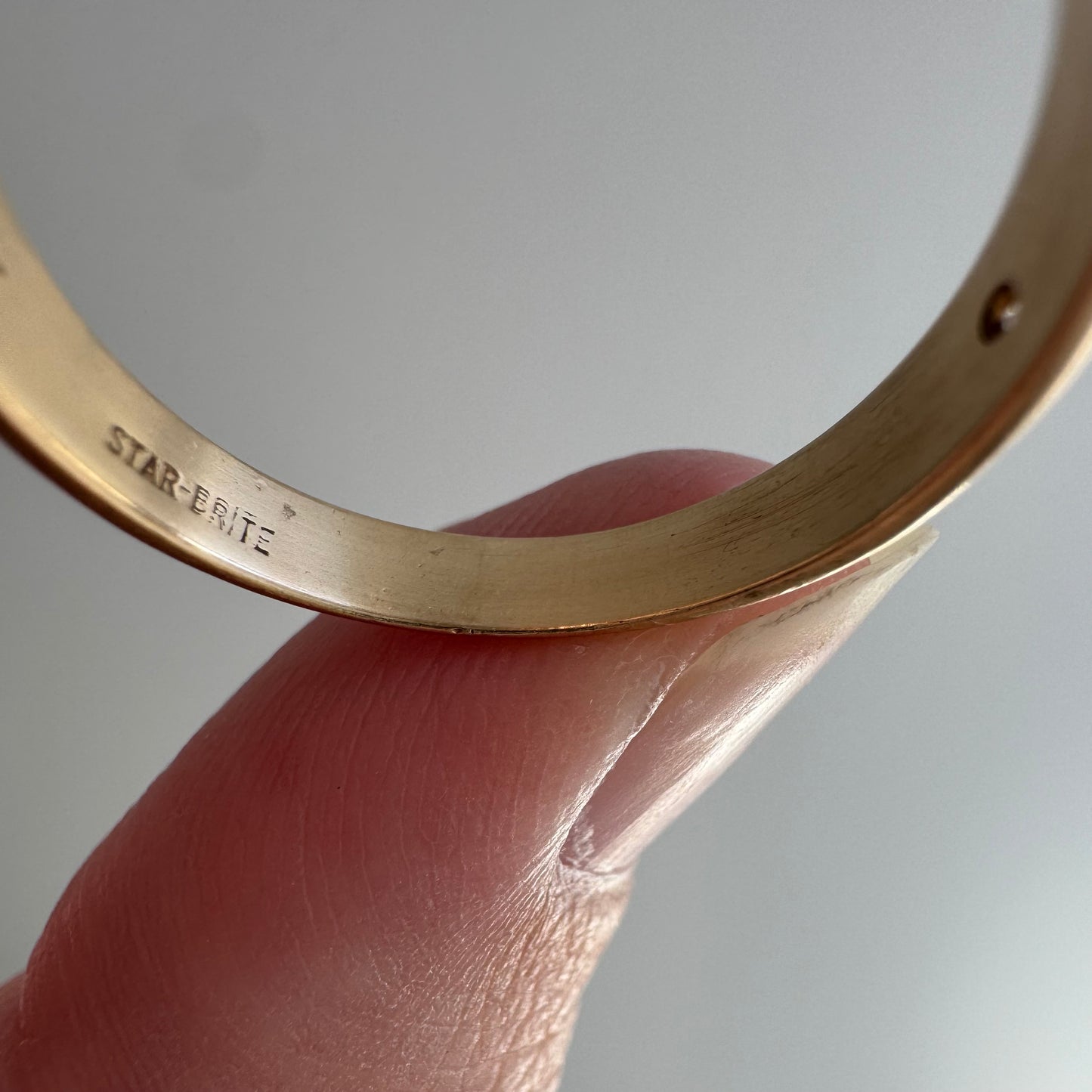 reimagined V I N T A G E // 14k yellow gold starburst trilogy band with diamonds / size 9.5 to 10