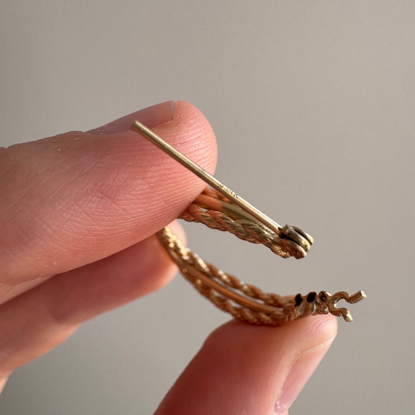 V I N T A G E // gold fiber arts / 14k twisted rope oval latch back hoop earrings / 1+ inch