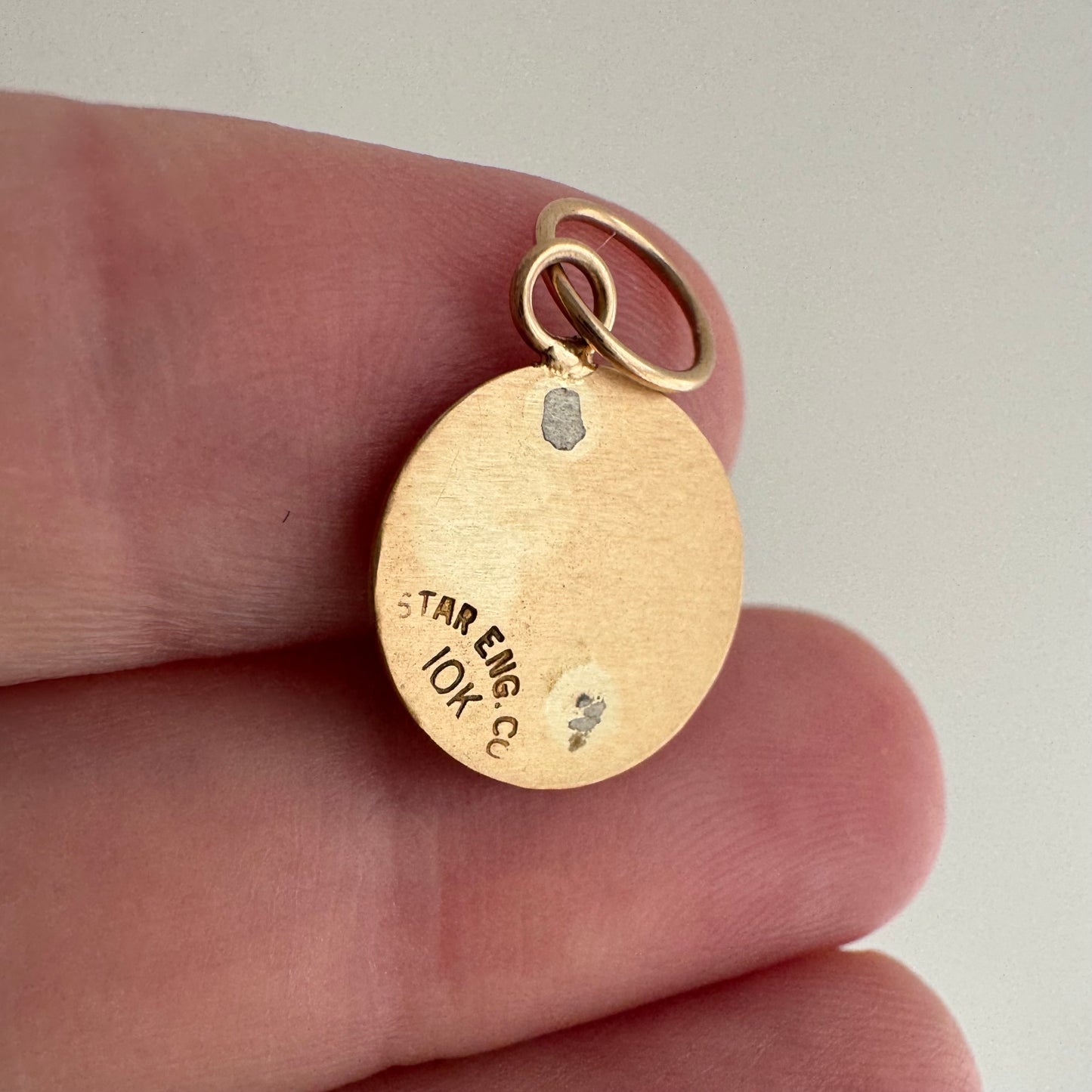 reimagined V I N T A G E // everything is connected / 10k five point star framed by a wreath / a pin conversion pendant