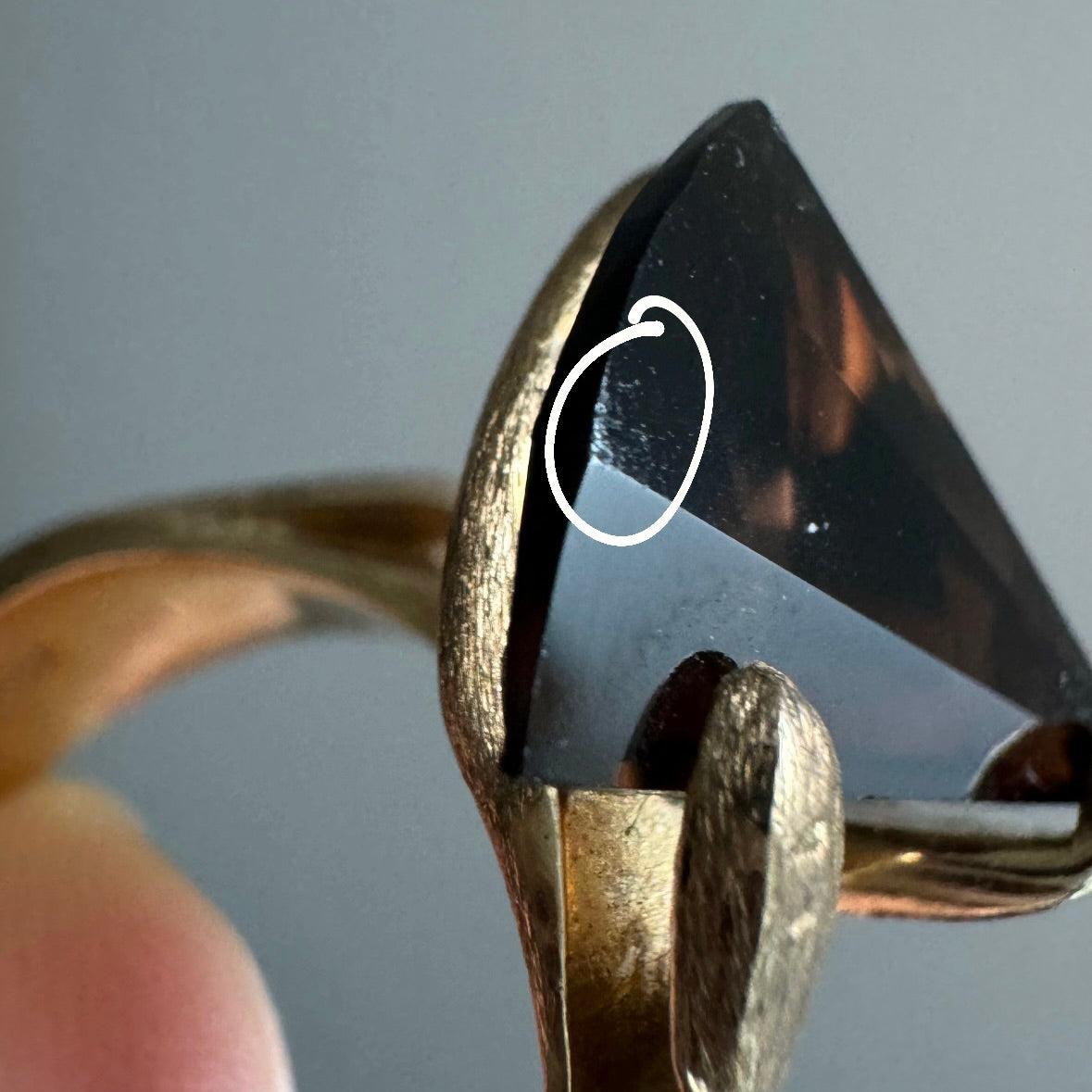 V I N T A G E // mid century quirky / geometric smoky quartz set in 10k  / modernist style / size 4.75