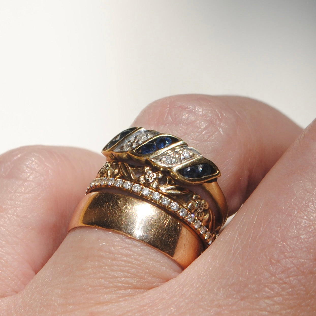 V I N T A G E // in the waves / 14k sapphire and diamond stacking band / size 5.75