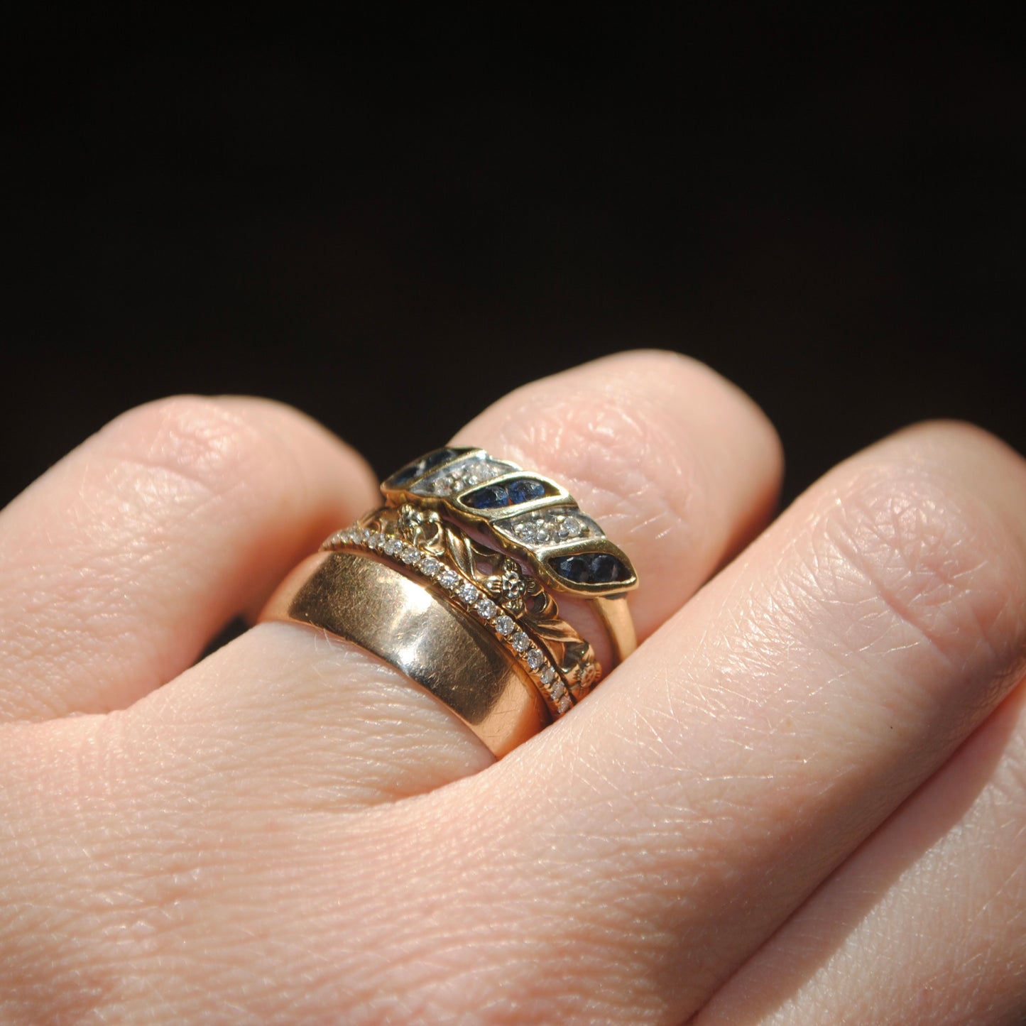 V I N T A G E // in the waves / 14k sapphire and diamond stacking band / size 5.75