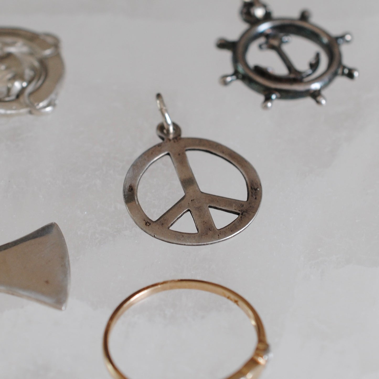 V I N T A G E // battered peace / sterling silver peace sign / a pendant
