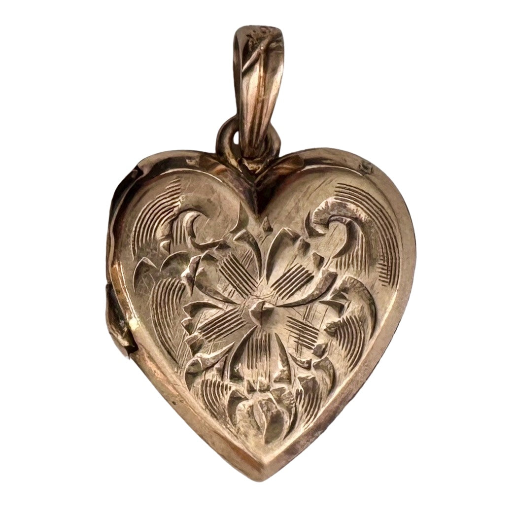 V I N T A G E // forget me not love / 10k rosy yellow gold floral engraved mini heart locket / a pendant