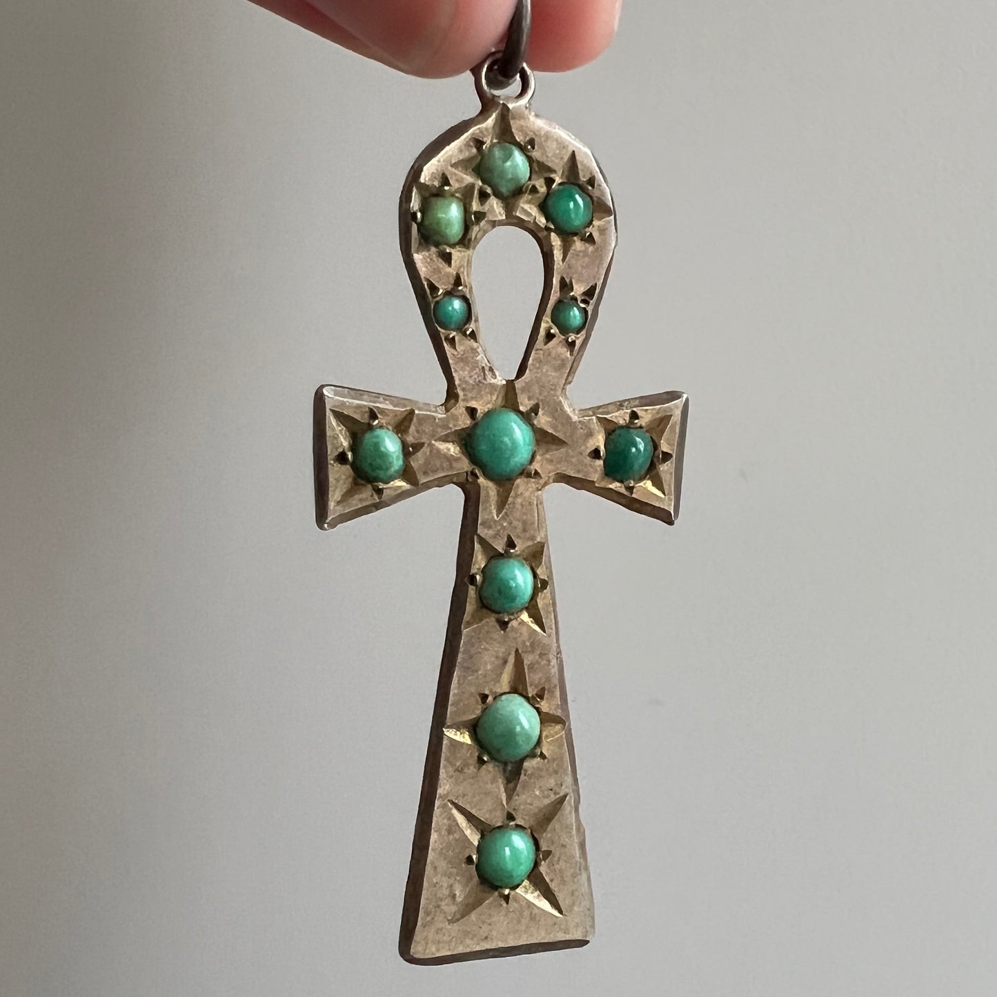 very V I N T A G E // turquoise key of life / sterling silver and turquoise Egyptian Ankh / a pendant