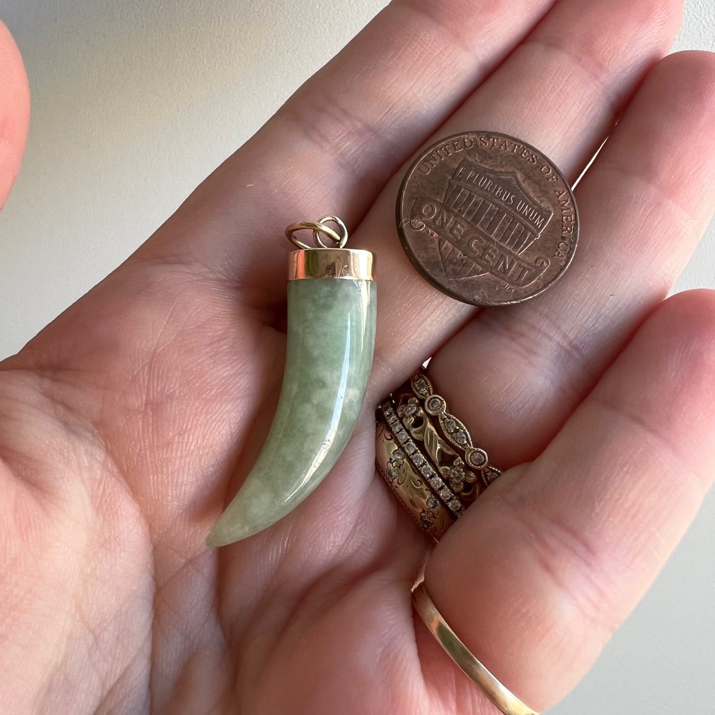 A N T I Q U E // enviable tusk / 14k green jade tusk or talon shaped pendant