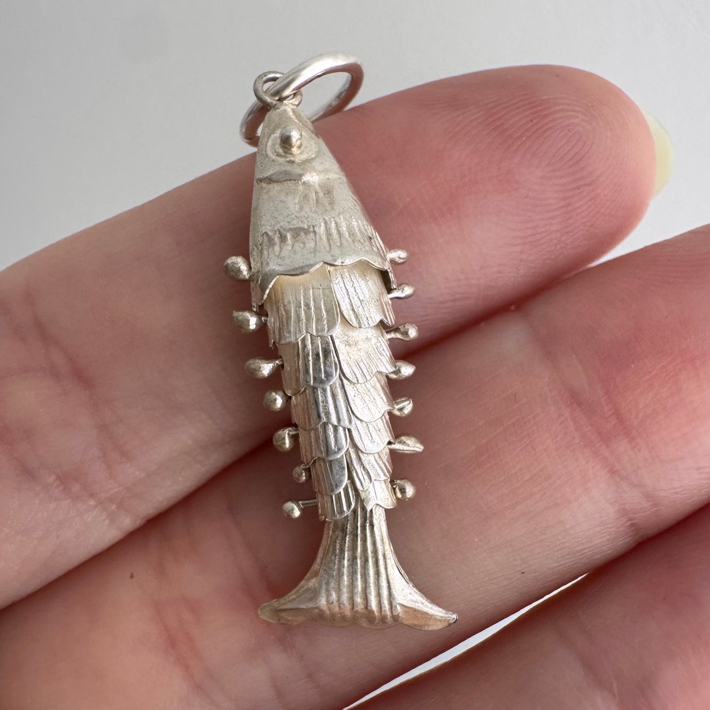 V I N T A G E // lucky catch / sterling silver articulated pair of wiggle fish pendants