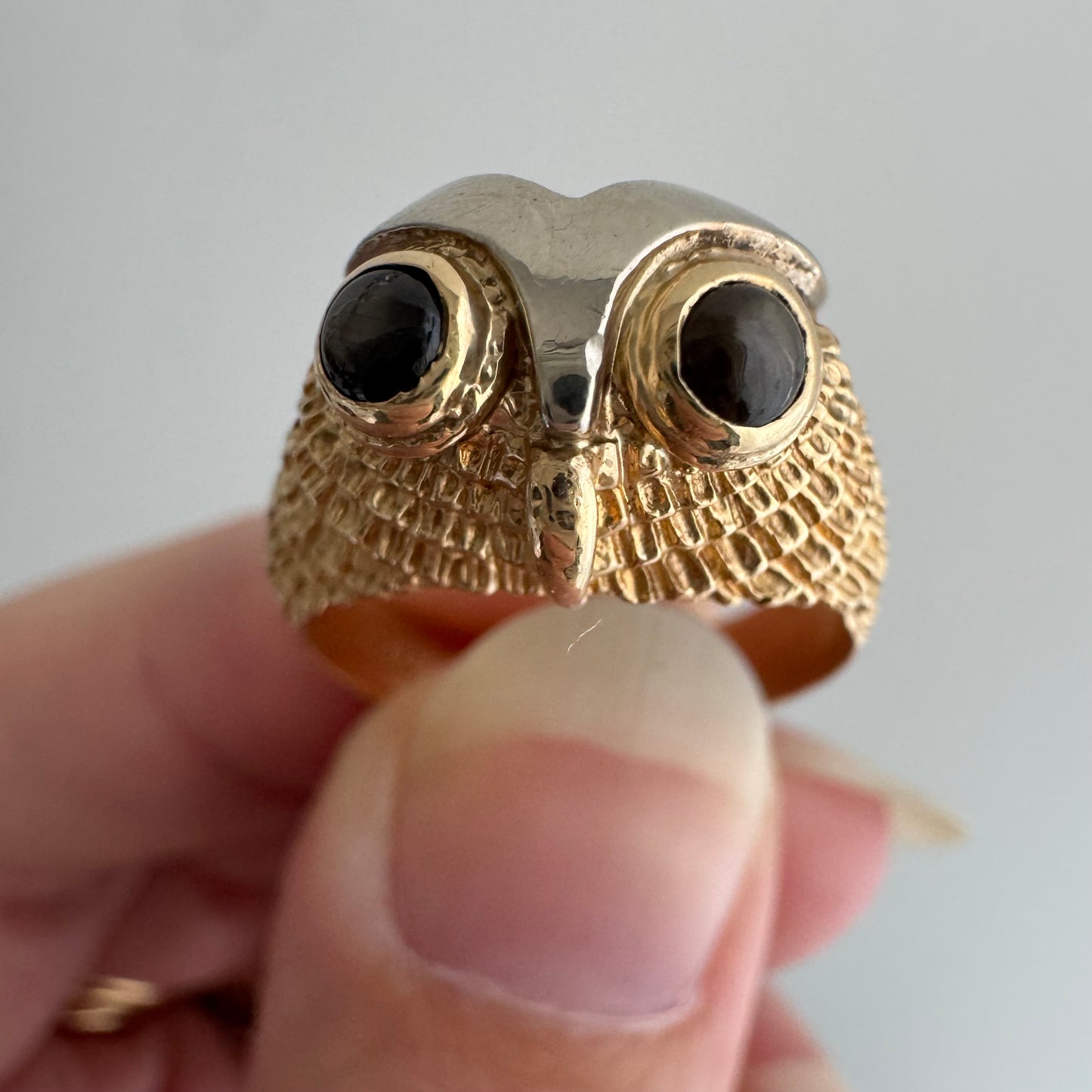 V I N T A G E // sage owl / 14k and grey chrysoberyl cat's eye owl dome ring / size 5.5