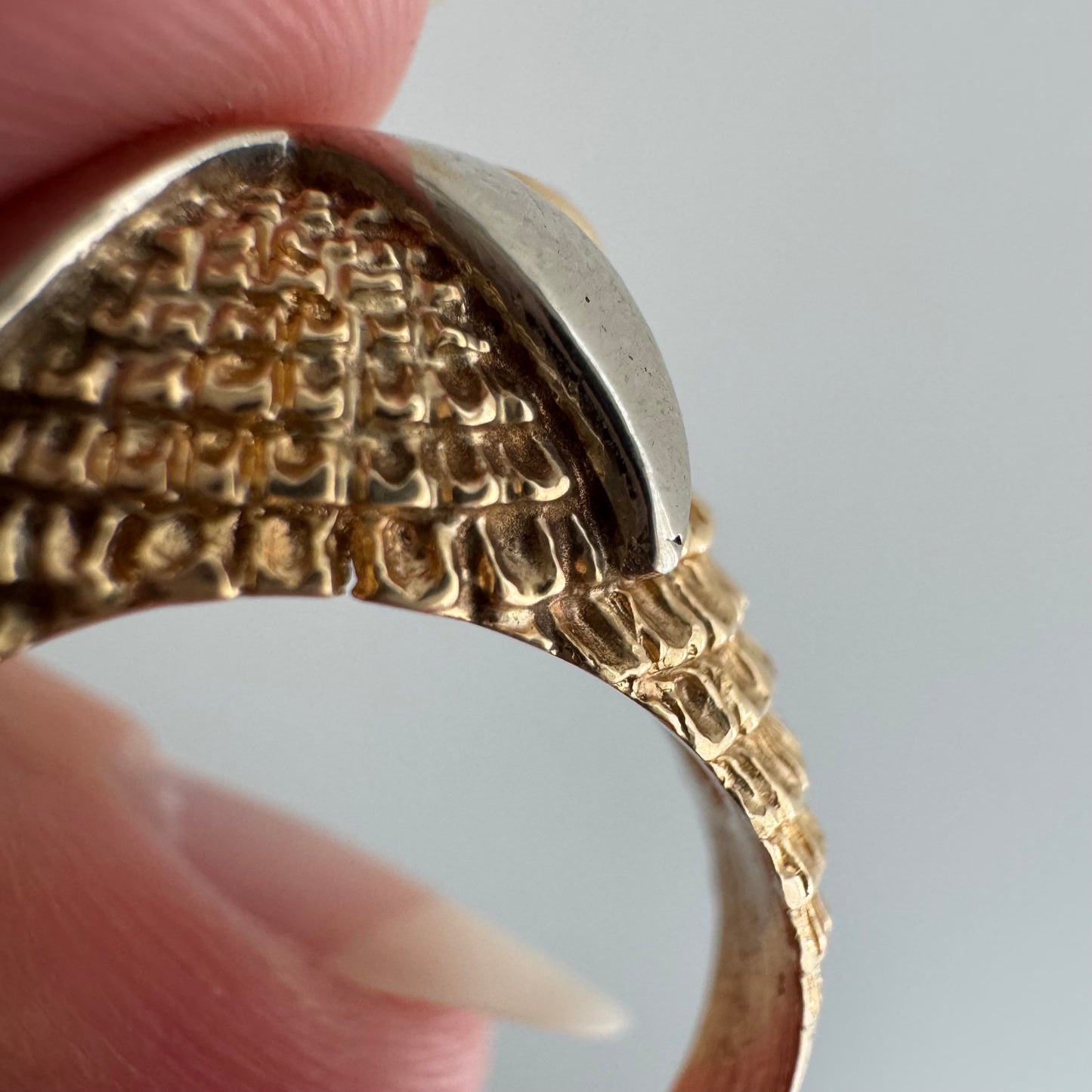 V I N T A G E // sage owl / 14k and grey chrysoberyl cat's eye owl dome ring / size 5.5