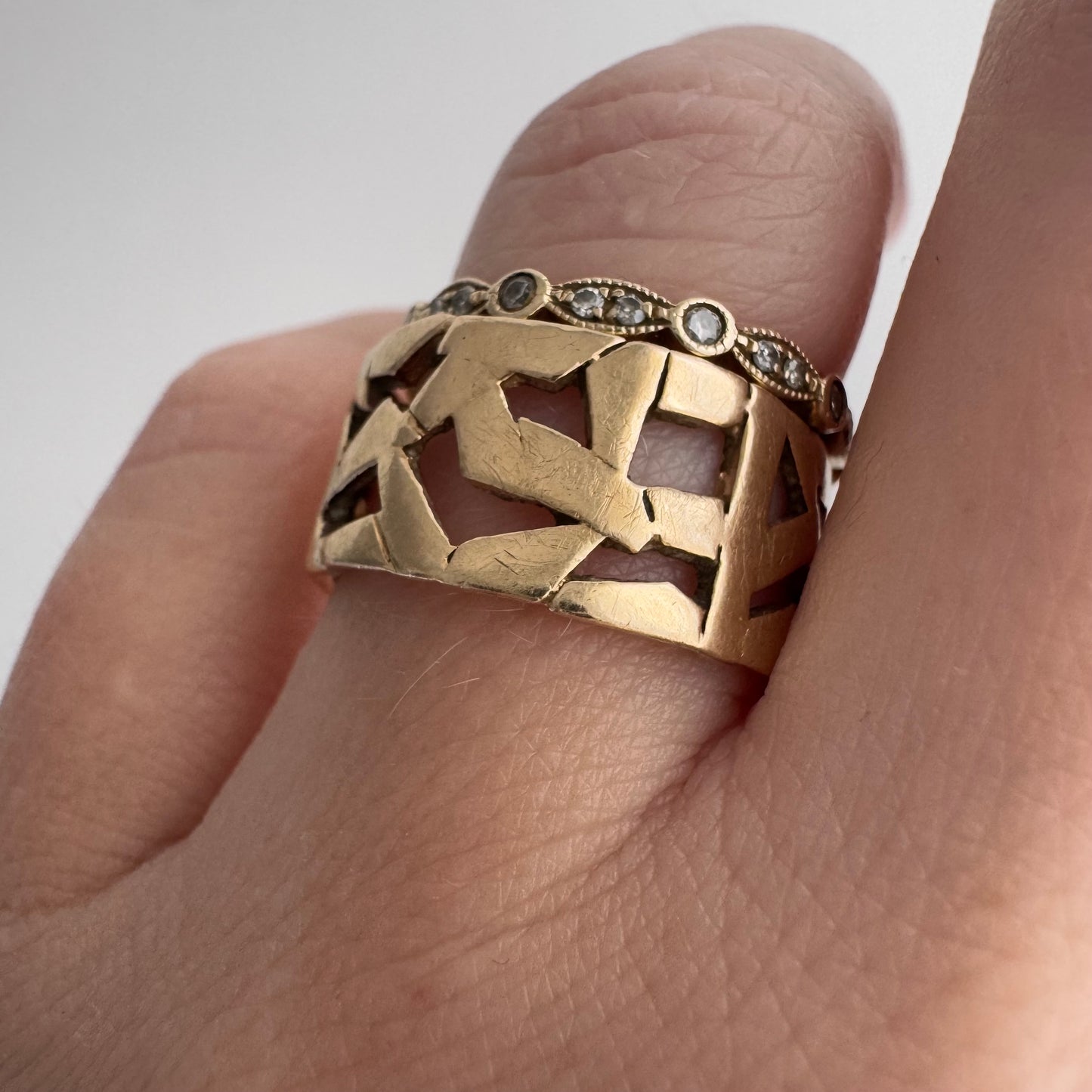 V I N T A G E // brutalist geometry / under karat 14k wide brutalist artisan band / size 5.75ish