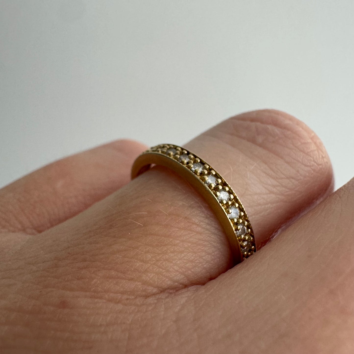 V I N T A G E // all lined up / 10k yellow gold and diamond half eternity band / size 6