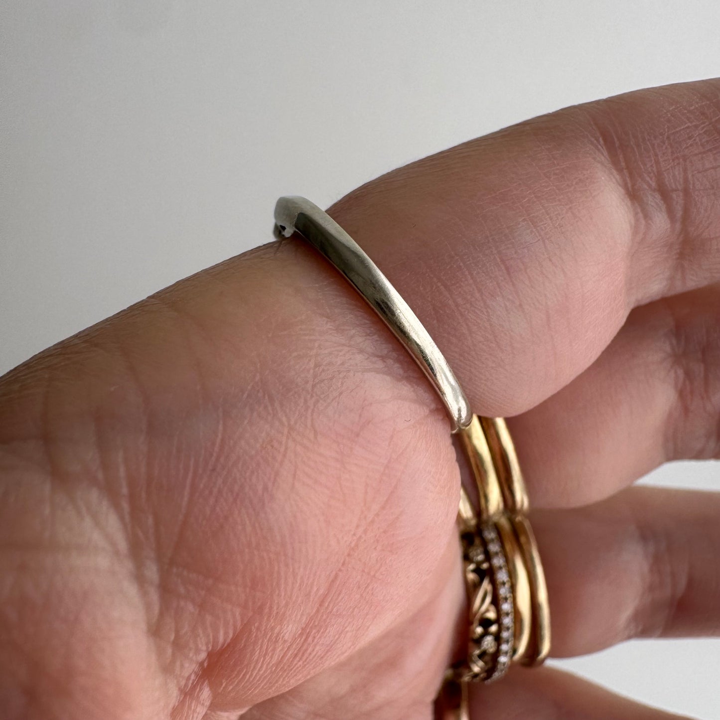 V I N T A G E // eye like / 14k white gold three diamond stacking band / size 6