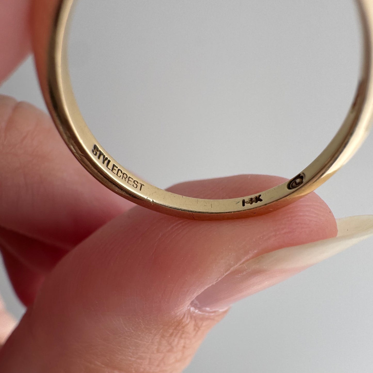 V I N T A G E // sparkle wave / 14k and eight diamond ring guard jacket / size 6.25