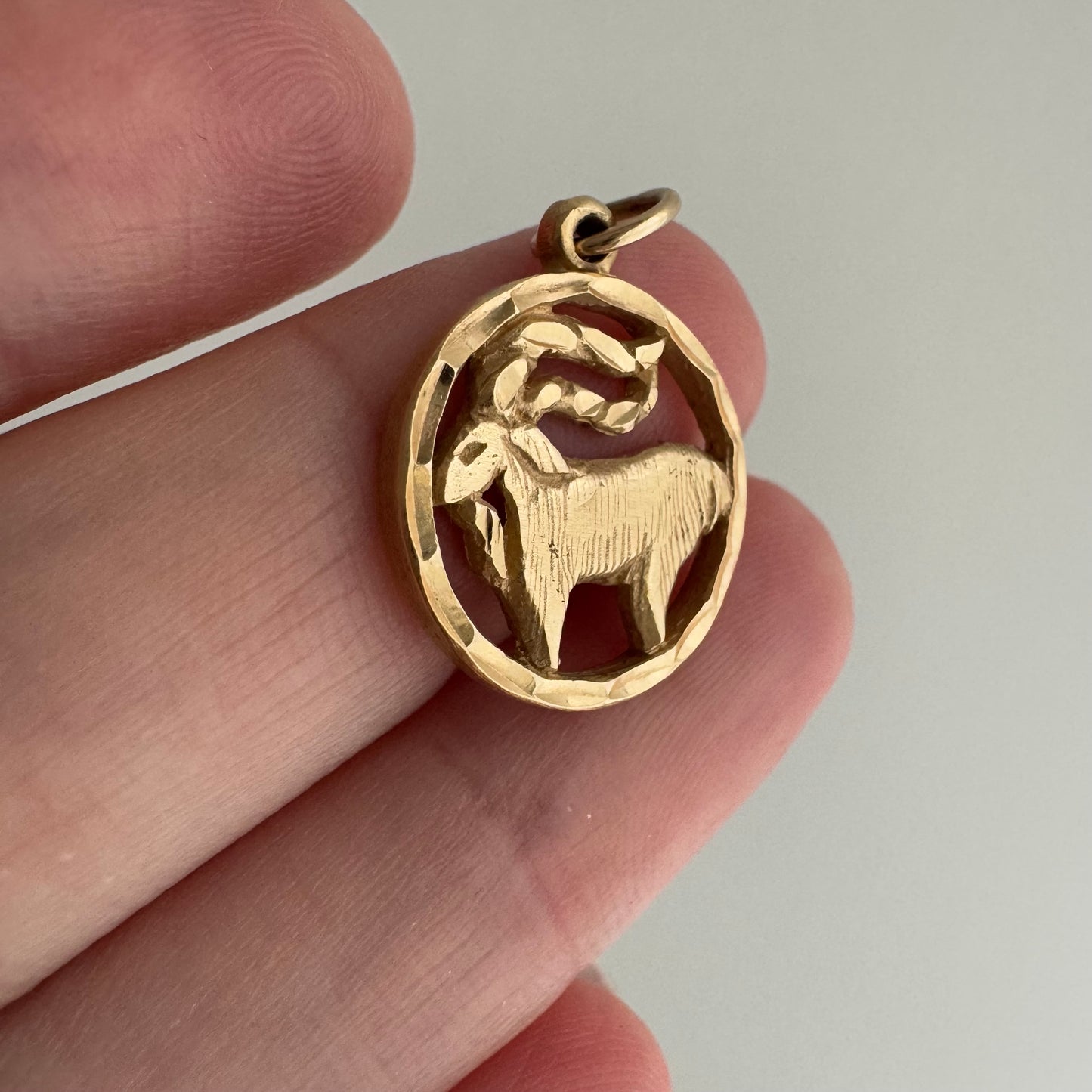 V I N T A G E // majestic goat / 14k yellow gold Capricorn goat zodiac / a pendant