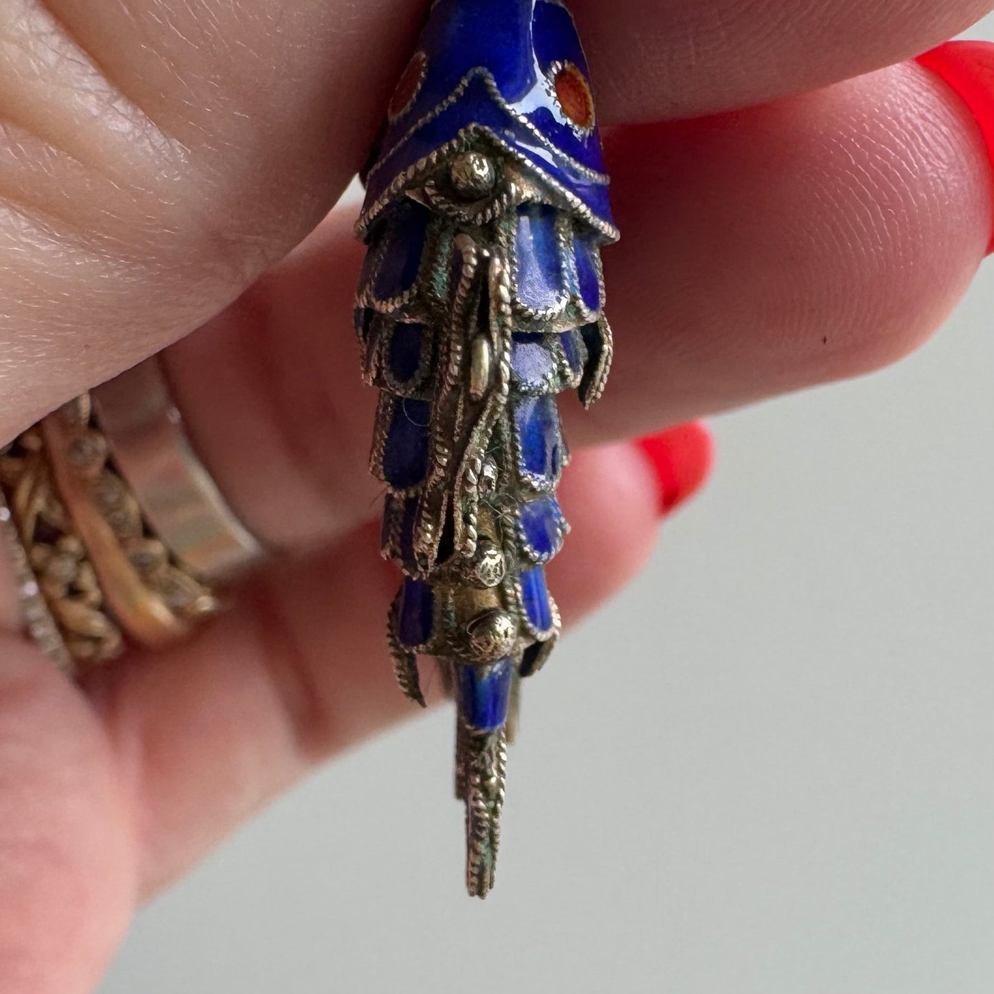 V I N T A G E // fish elegance / gold vermeil over sterling silver cobalt blue enameled articulated fish duo / a pendant