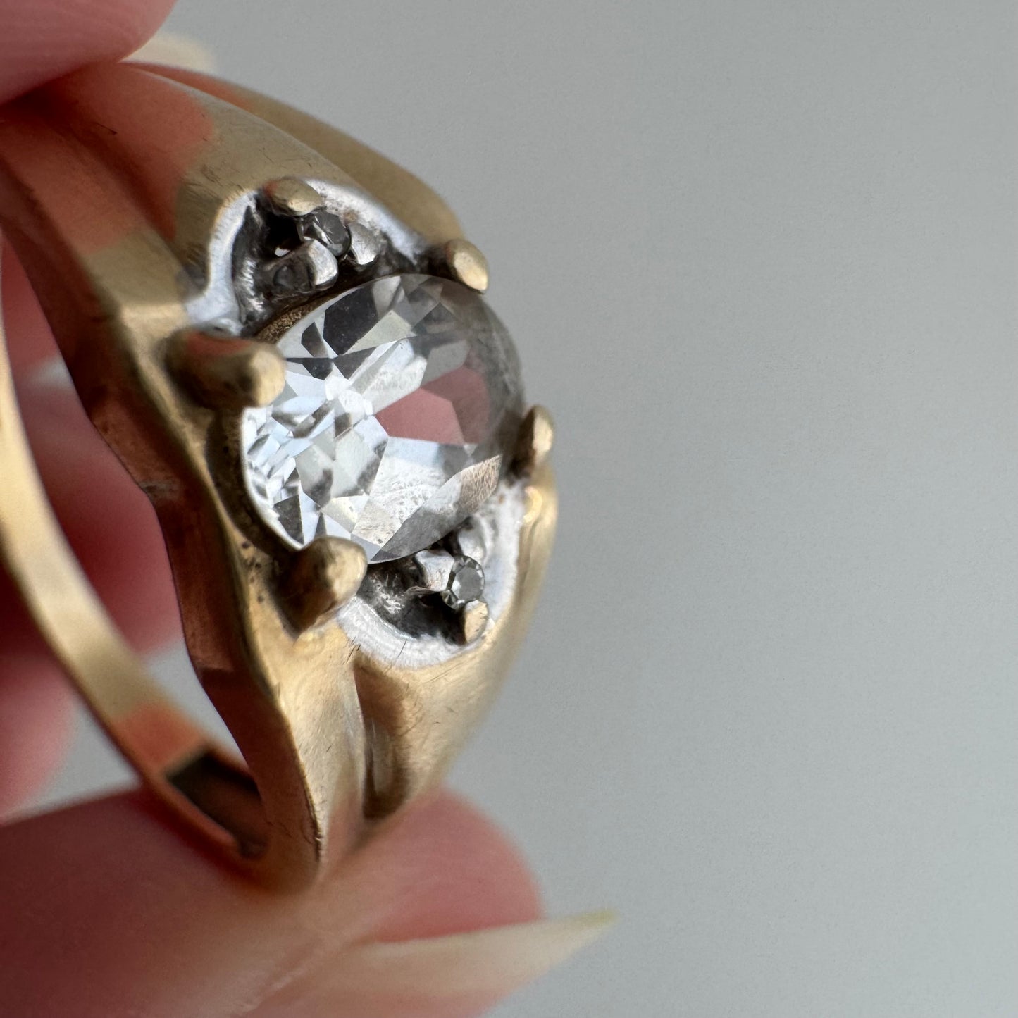 V I N T A G E // ode to deco / 10k domed wide tapered band with topaz and sapphire / size 10.25