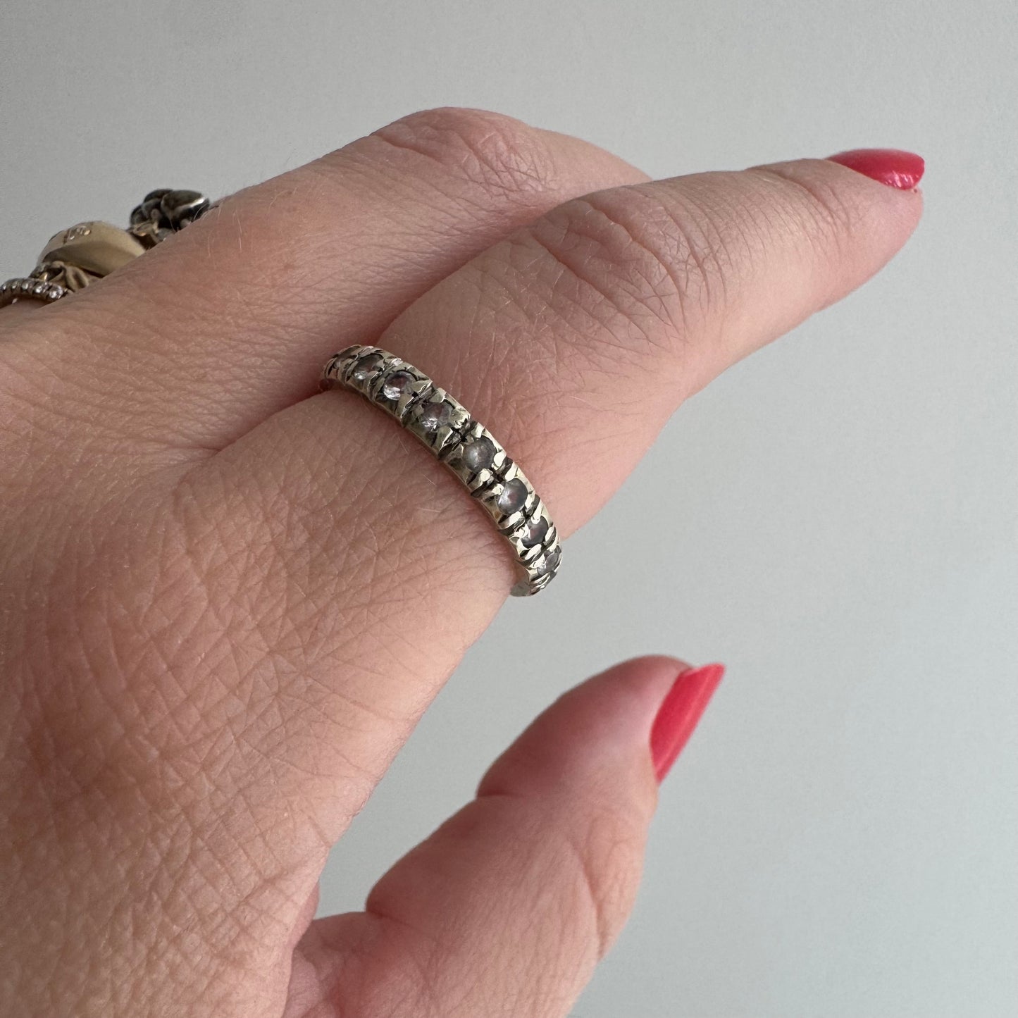 V I N T A G E // eternal illusion / rustic synthetic white spinel full eternity band / solid 9k 9ct white gold / size 6.75