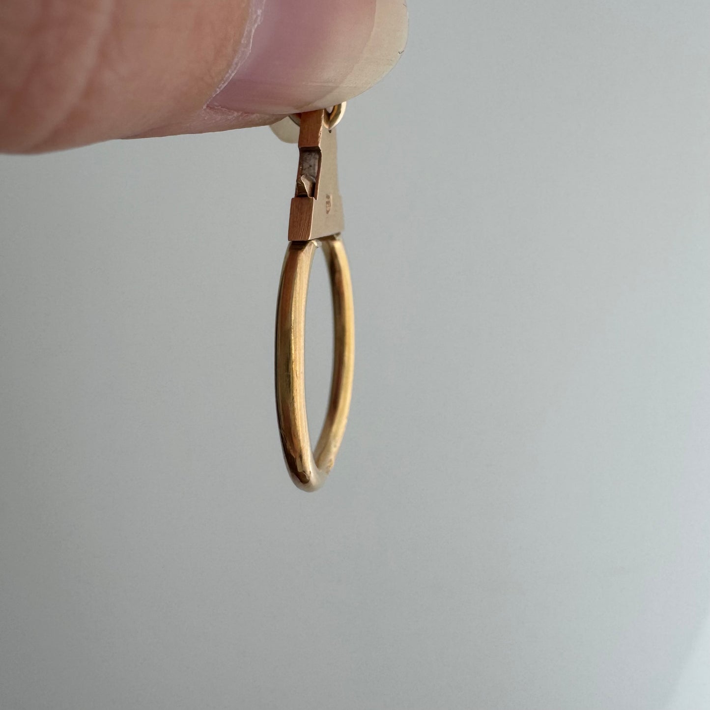 V I N T A G E // possibilities / 18k rosy yellow gold Egyptian connector / keychain carabiner clasp