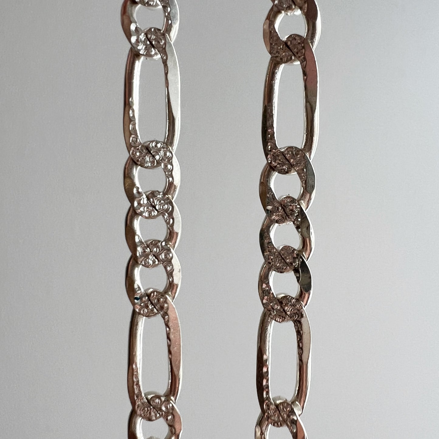 P R E - L O V E D // double sided figaro / Italy sterling silver figaro chain /22" over 32g