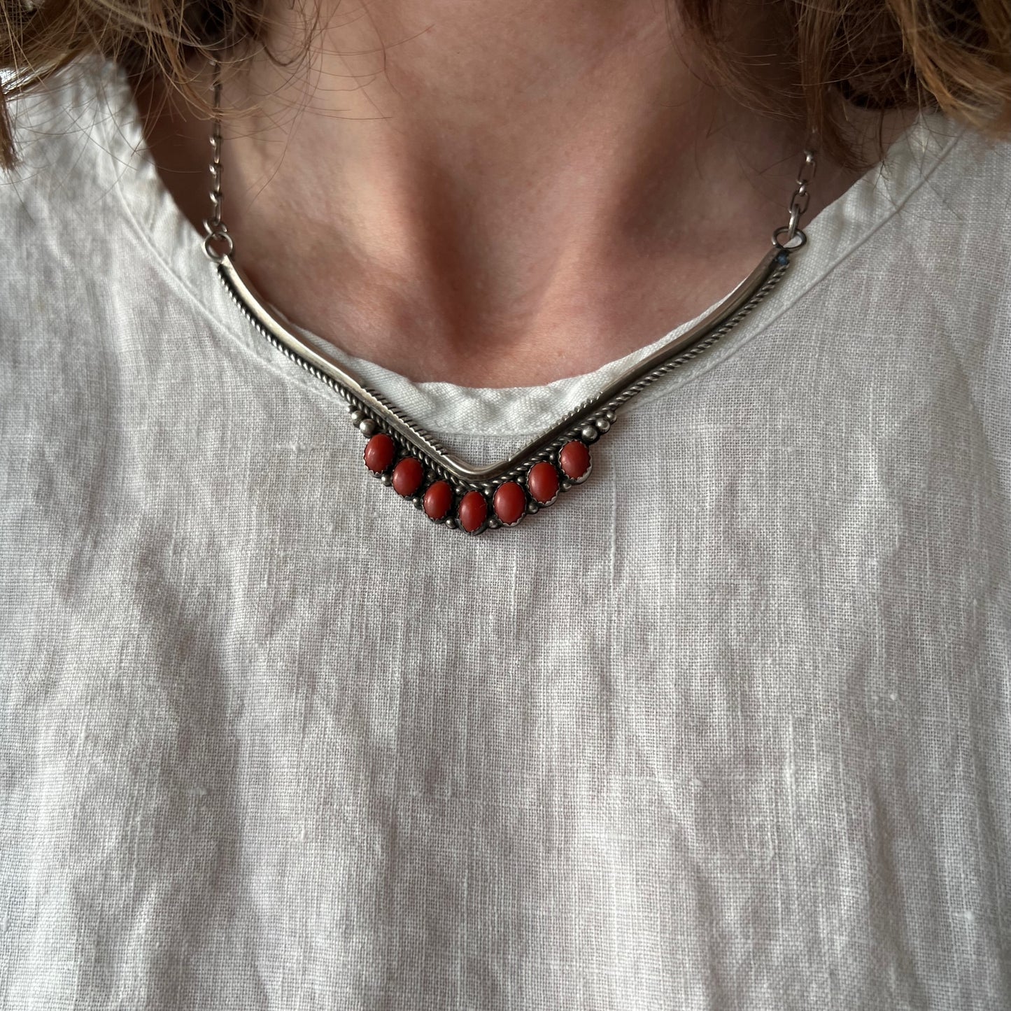 V I N T A G E // lucky seven / artist signed sterling silver and coral chevron bib necklace / 18"