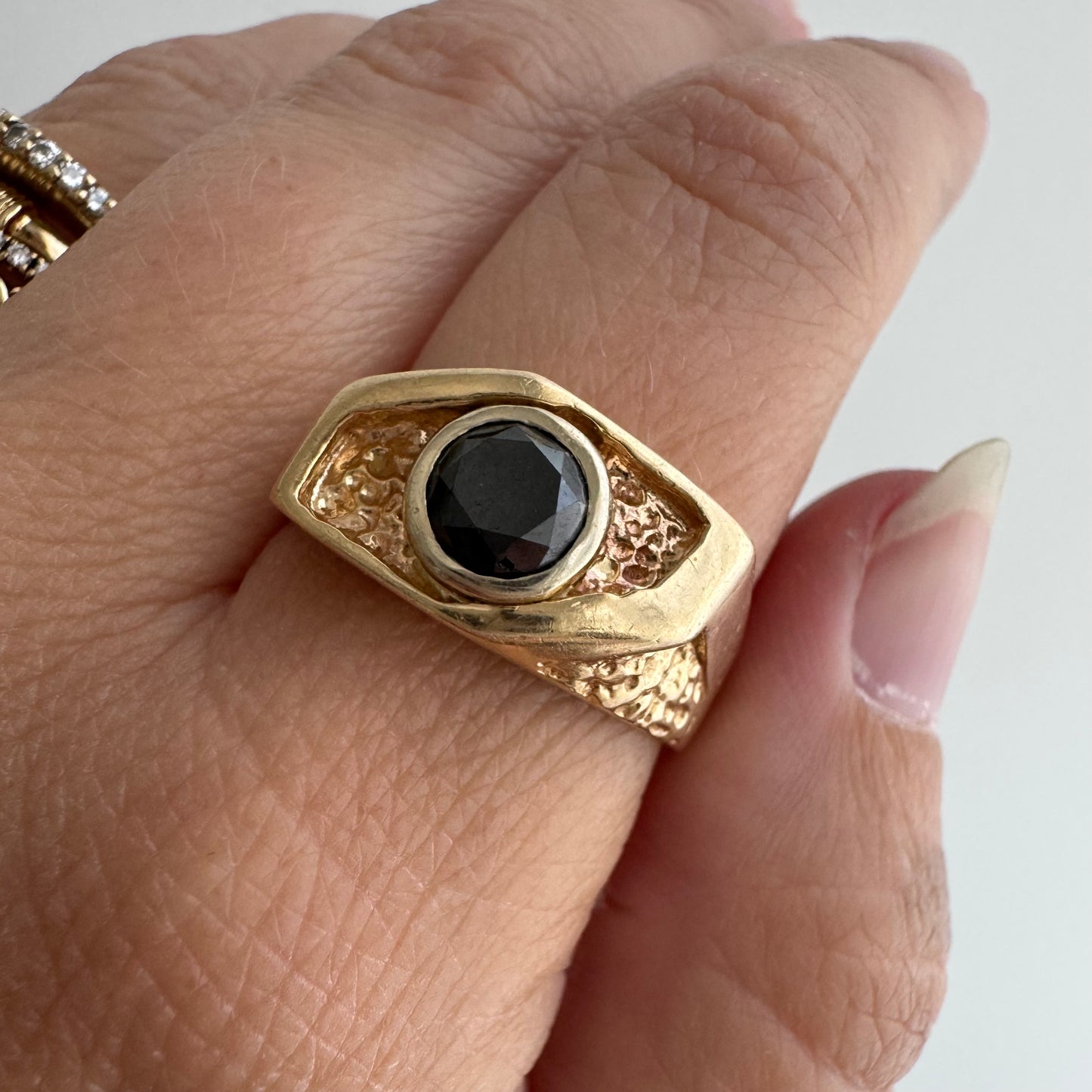 P R E - L O V E D // side eye / 14k and black diamond solitaire stacking shadowbox ring / size 8.25