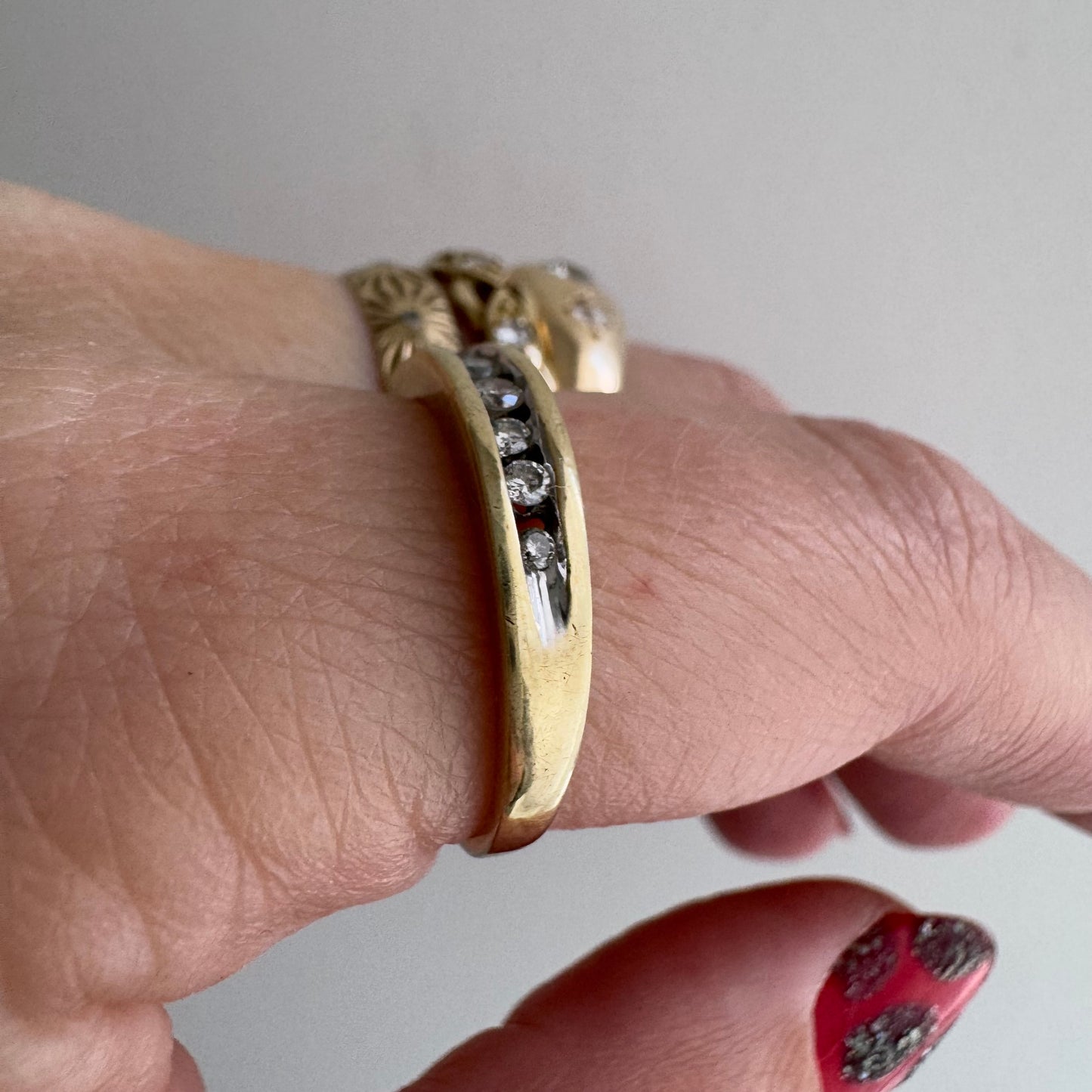 V I N T A G E // lucky seven / 10k yellow gold and channel set diamond half eternity band / size 6.75