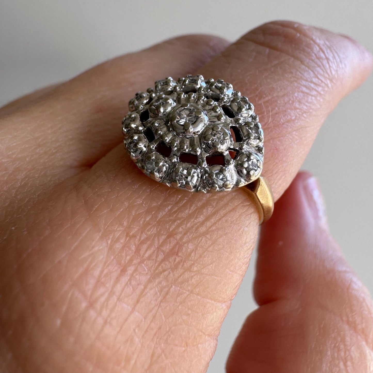 V I N T A G E // mid century eye / 14k yellow and white gold diamond cluster ring / size 6