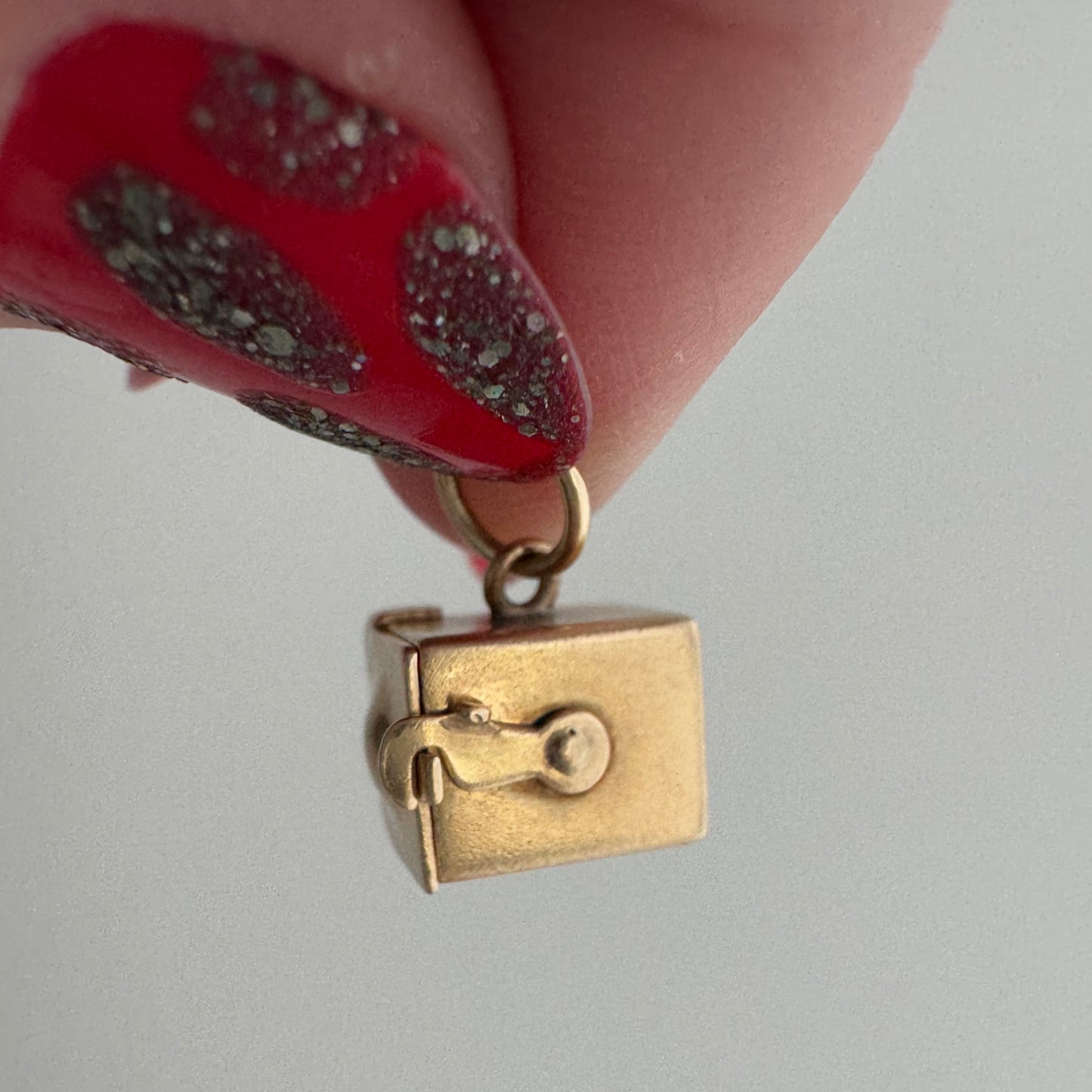 V I N T A G E // tiny surprise / 14k jack in the box moving charm / a pendant