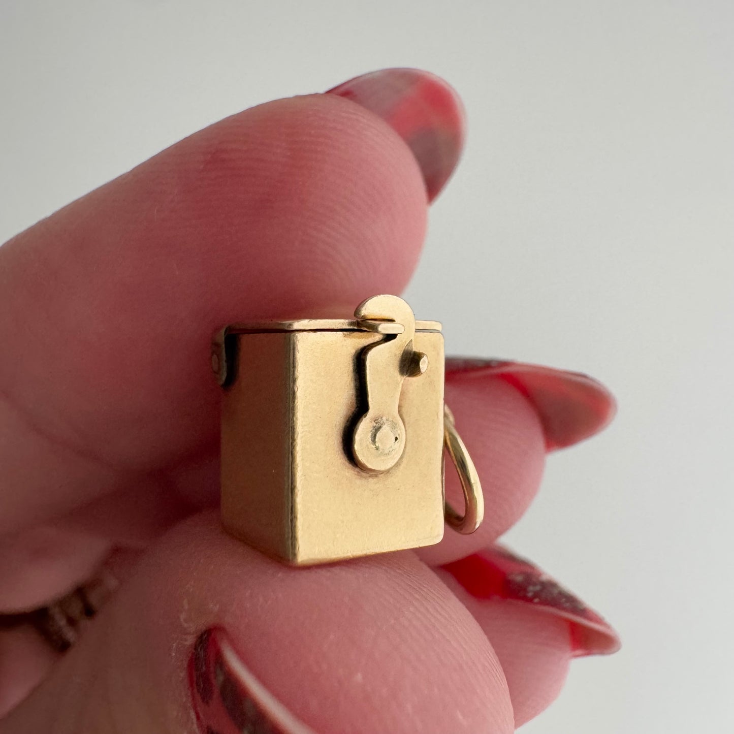 V I N T A G E // tiny surprise / 14k jack in the box moving charm / a pendant