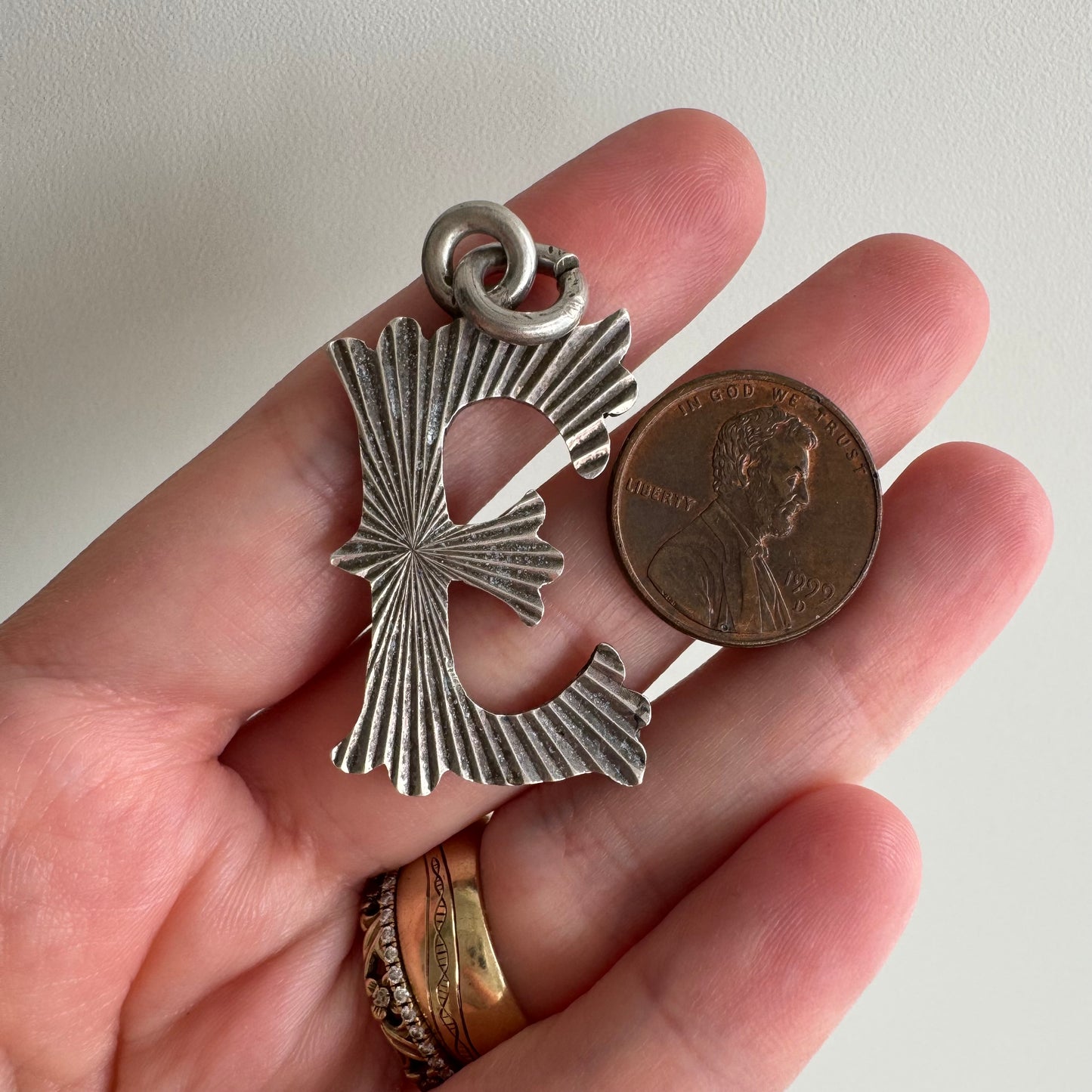 V I N T A G E // starburst E / sterling silver Mexican letter E initial / a large pendant