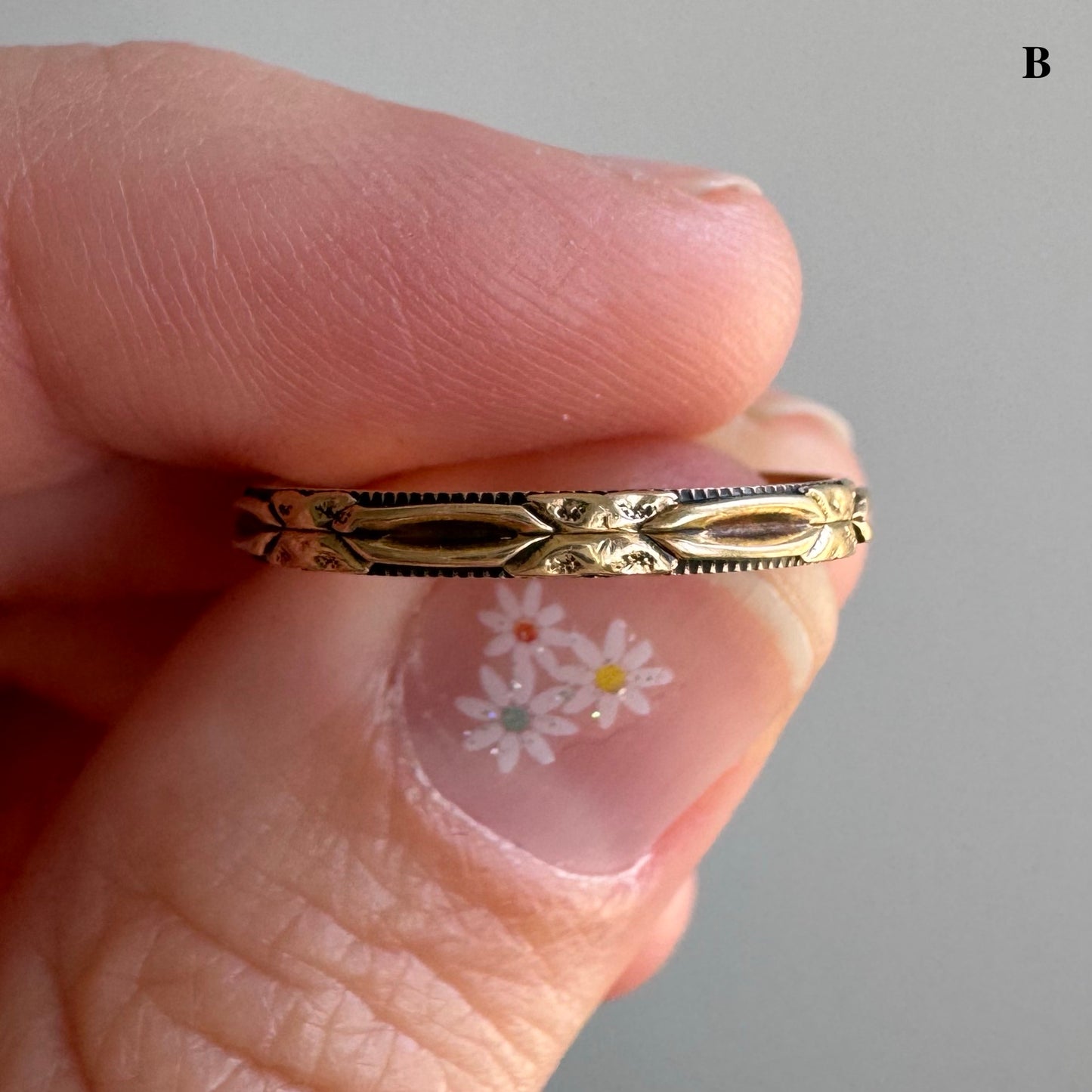 V I N T A G E // shop by style / gold floral eternity bands / size 5.75 to 7.25