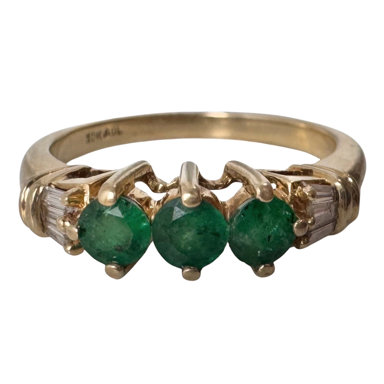 V I N T A G E // three times the envy / 10k + emerald + baguette diamond stacking ring / size 7